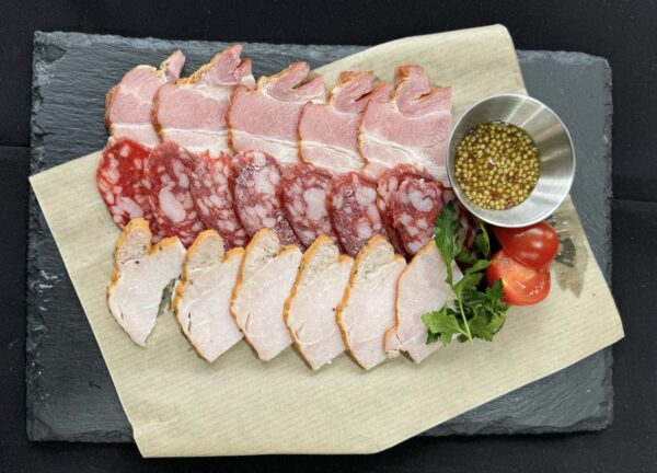 Мясная тарелка
