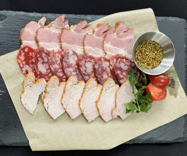 Мясная тарелка