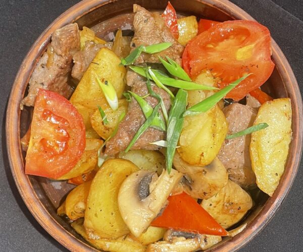 Сковородка со свининой